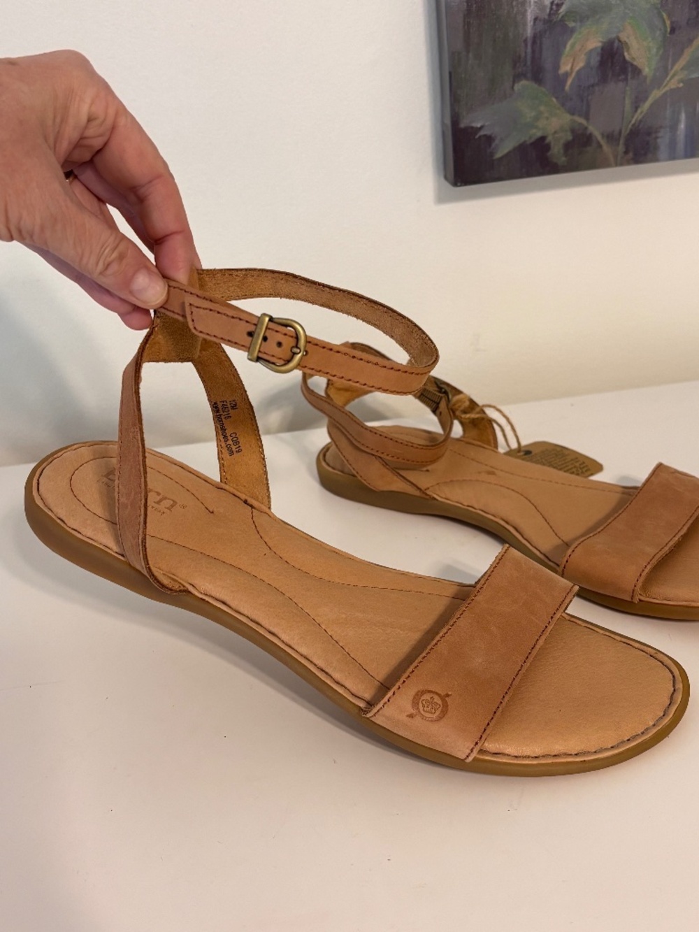 BORN Womens Size 12 M Tan/ Light Brown Leather Flat Sandals Strappy Ankle Resort